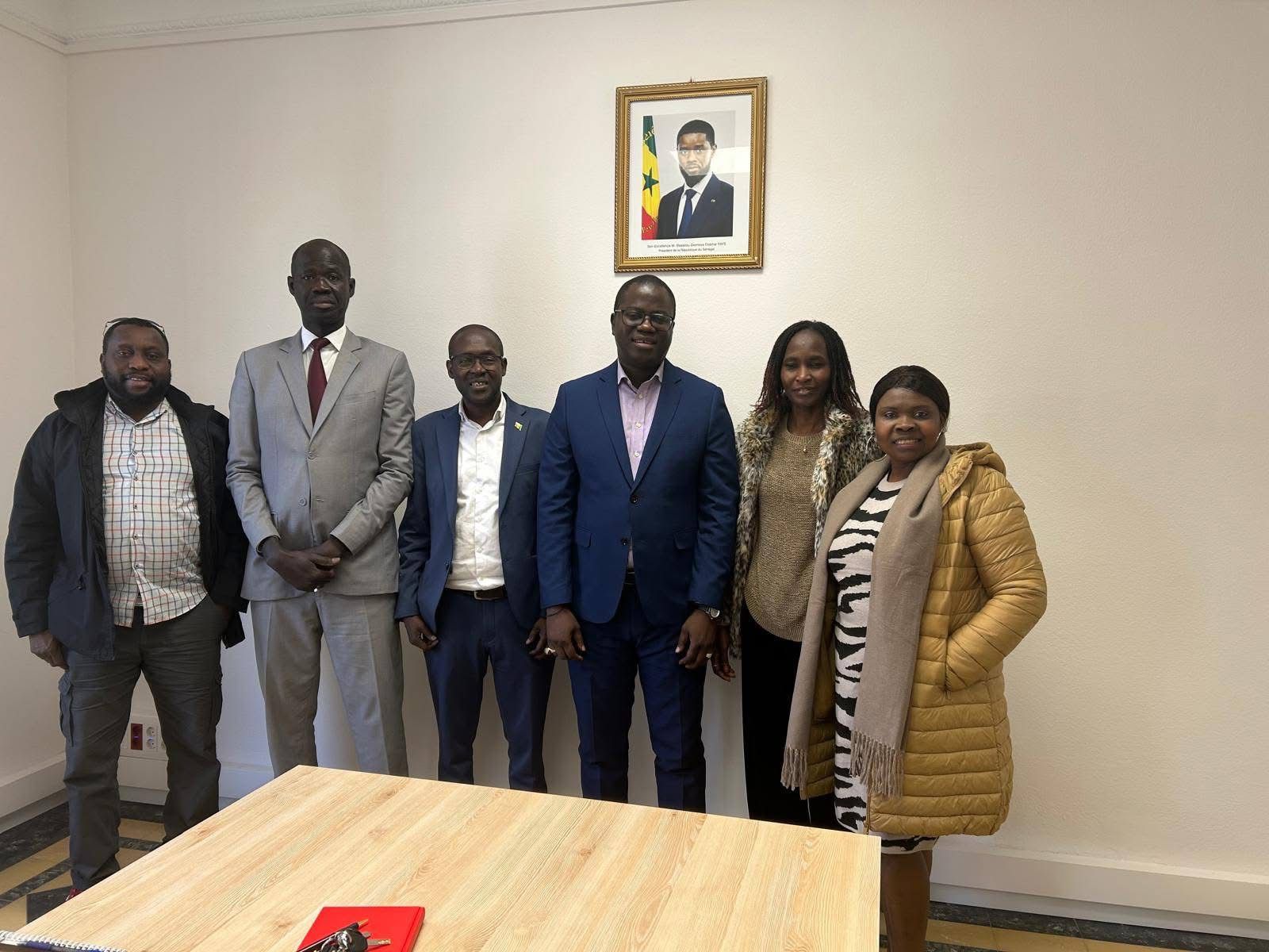 LE CONSUL GÉNÉRAL A REÇU EN AUDIENCE L’ASSOCIATION PLEINE DE VIE